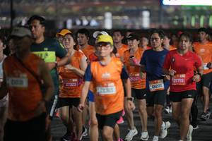 BIB: 27323, 22365, 26247, 68205, 25759
                            <button type="button" onclick="openModal(21006687)" class="btn btn-primary btn-sm float-right btn-popup" data-toggle="modal" data-target=".modal-high-quality">
                        <i class="fas fa-shopping-cart"></i> Add to Cart
                    </button>
                                            <button type="button" onclick="isThisMe(21006687, true)" class="btn btn-success btn-sm float-right btn-popup btn-isme hidden" data-toggle="tooltip" data-placement="bottom" title="นี่คือรูปของคุณใช่ไหม คลิกที่นี่เพื่อเอาเข้าอัลบั้ม">
                        <i class="fas fa-plus"></i> Add to album
                    </button>
                    <button type="button" onclick="isThisMe(21006687, false)" class="btn btn-warning btn-sm float-right btn-popup btn-isnotme hidden">
                        <i class="fas fa-ban"></i> Remove from album
                    </button>